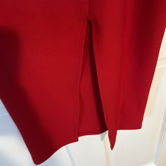 DONATED RED DRESS - Picture 7 of 9